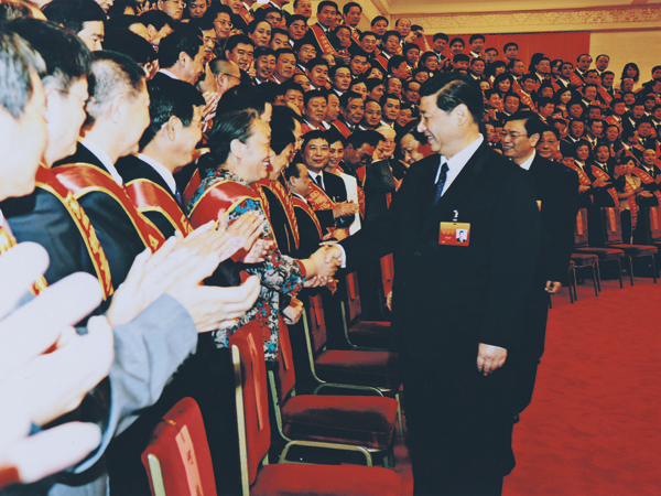2011年8月15日，奇正集團獲“全國構(gòu)建和諧勞動關(guān)系先進代表”殊榮，作為甘肅唯一典型代表在大會交流經(jīng)驗，受到國家副主席習(xí)近平的親切接見。